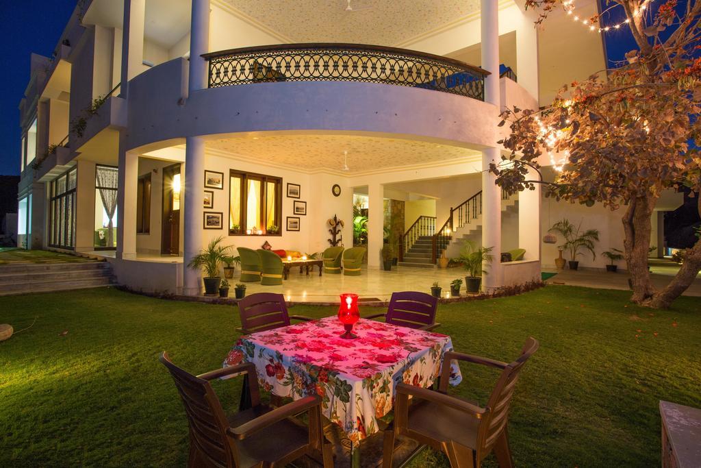 Devraj Villa Udaipur Exterior foto